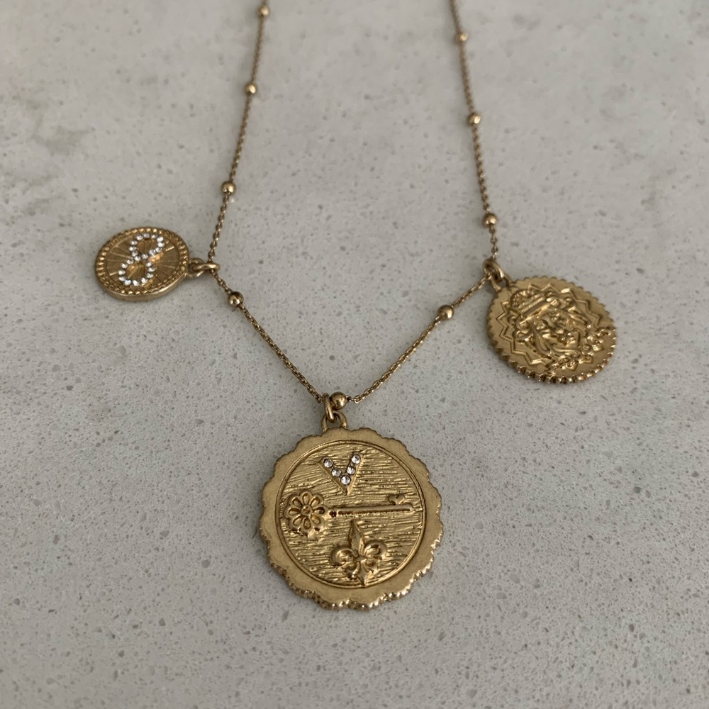 Cabi Apollo necklace